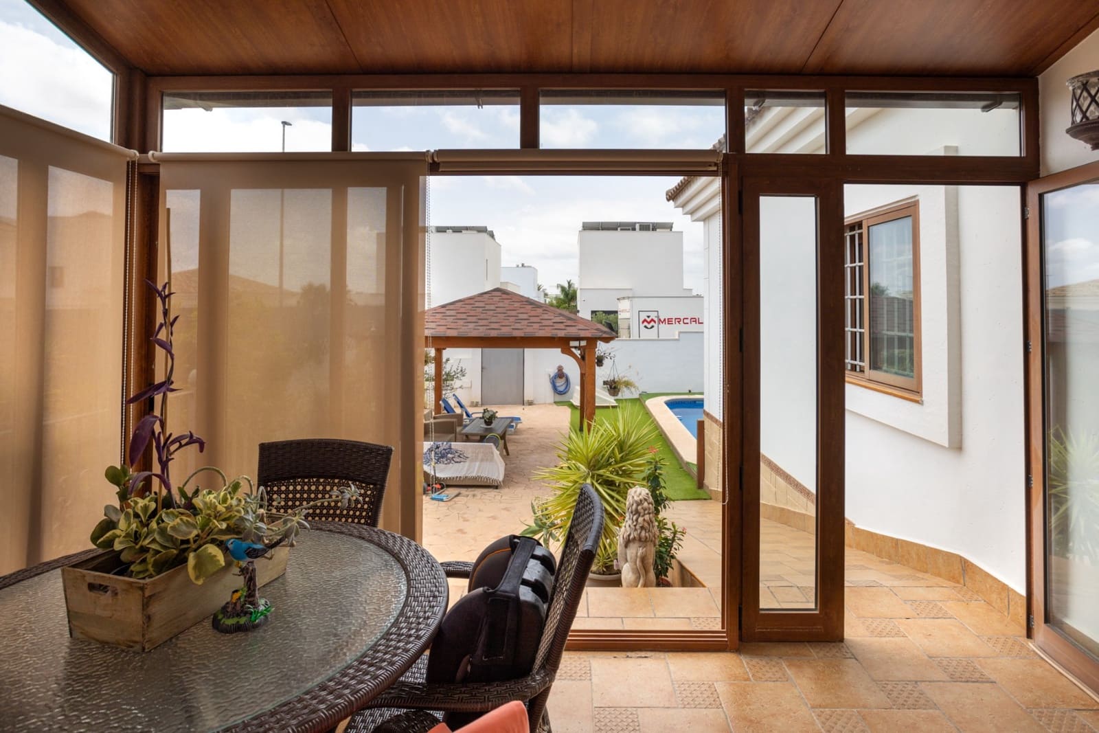 4 soveværelse Semi-Rækkehus til salg i Los Montesinos med swimmingpool garage - € 750.000 (Ref: 4397479)