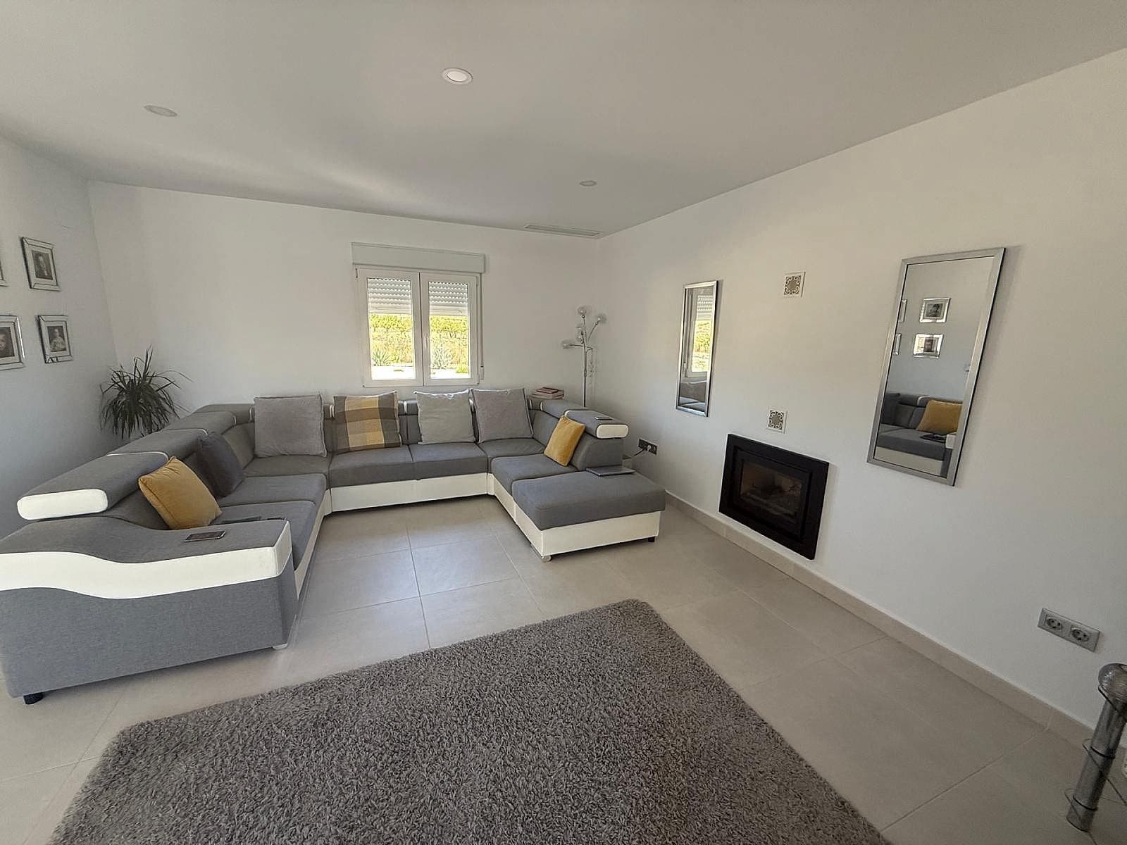 3 Zimmer Villa zu verkaufen in Pinoso mit Pool - 375.000 € (Ref: 4403318)