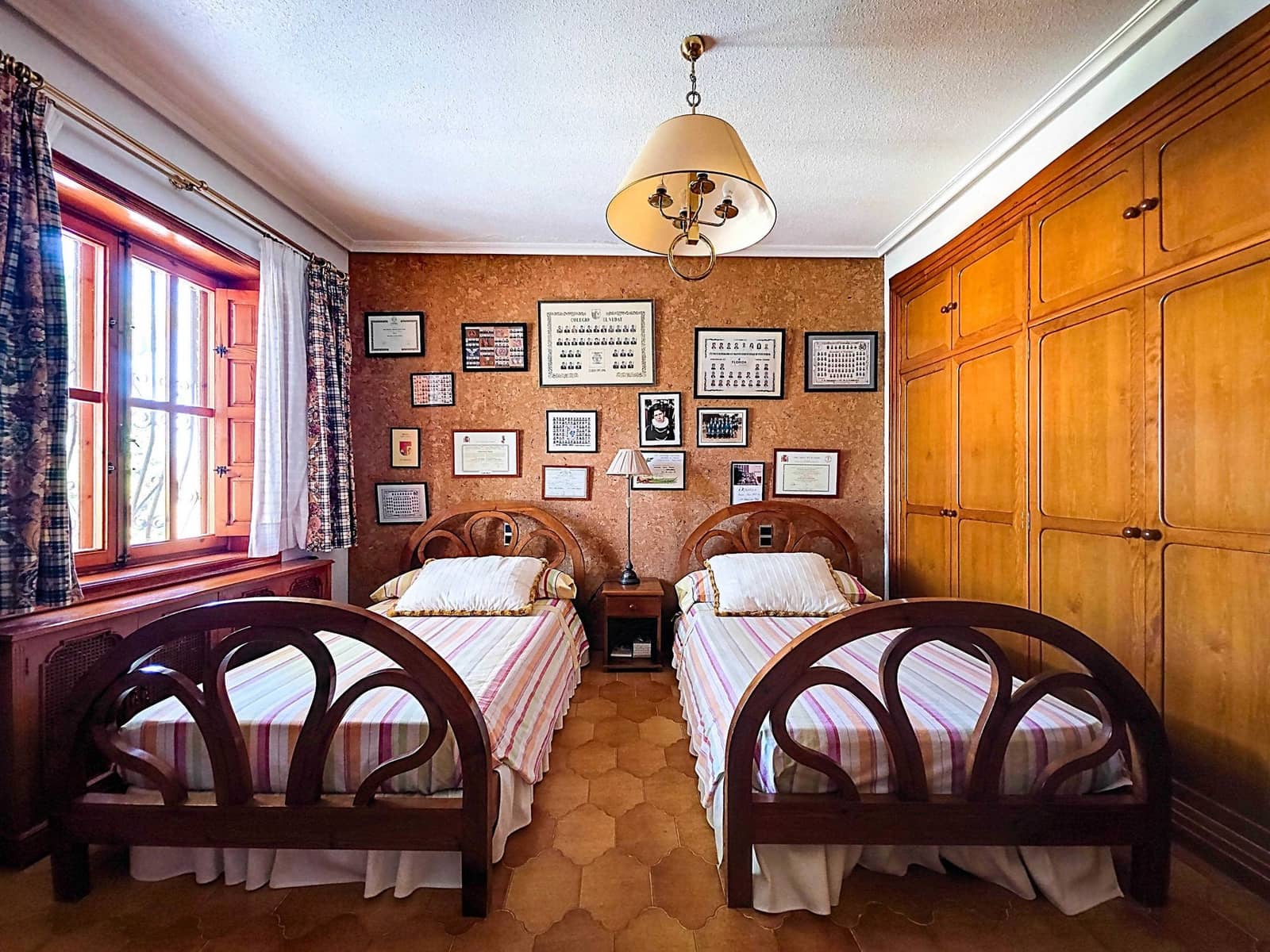 6 quarto Moradia para venda em Elda com piscina - 1 099 000 € (Ref: 4423725)