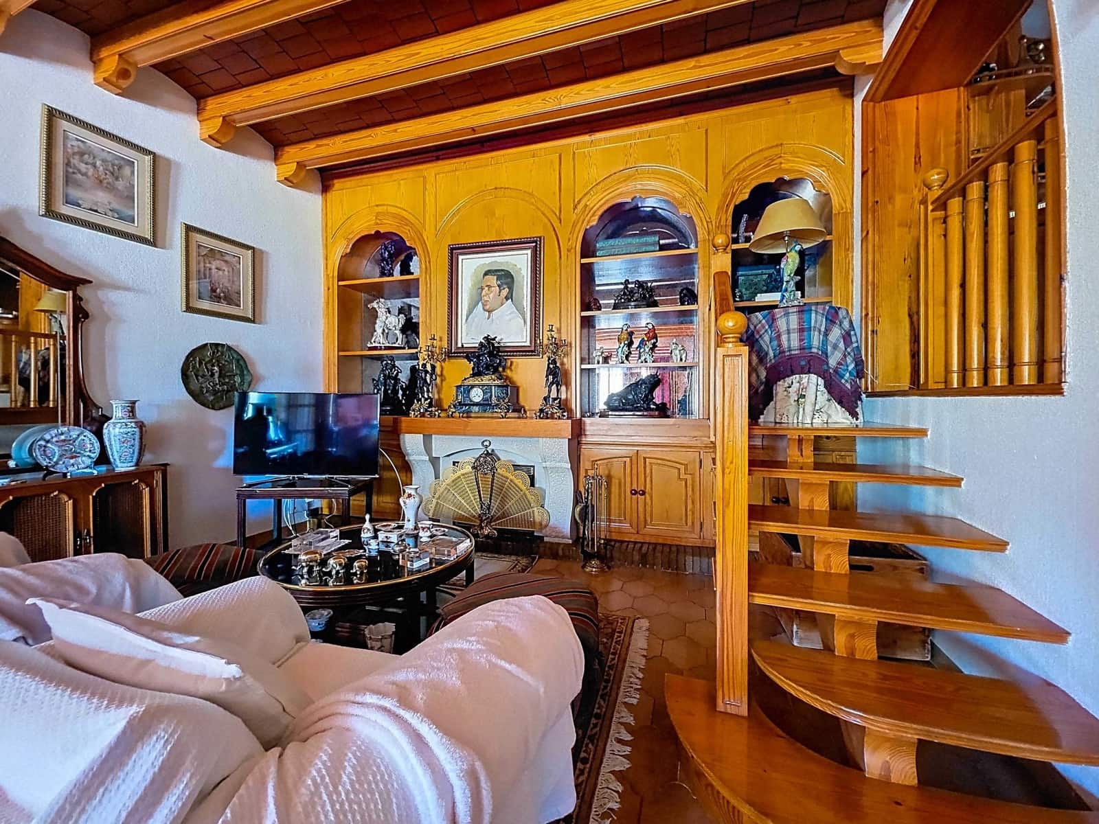 6 quarto Moradia para venda em Elda com piscina - 1 099 000 € (Ref: 4423725)