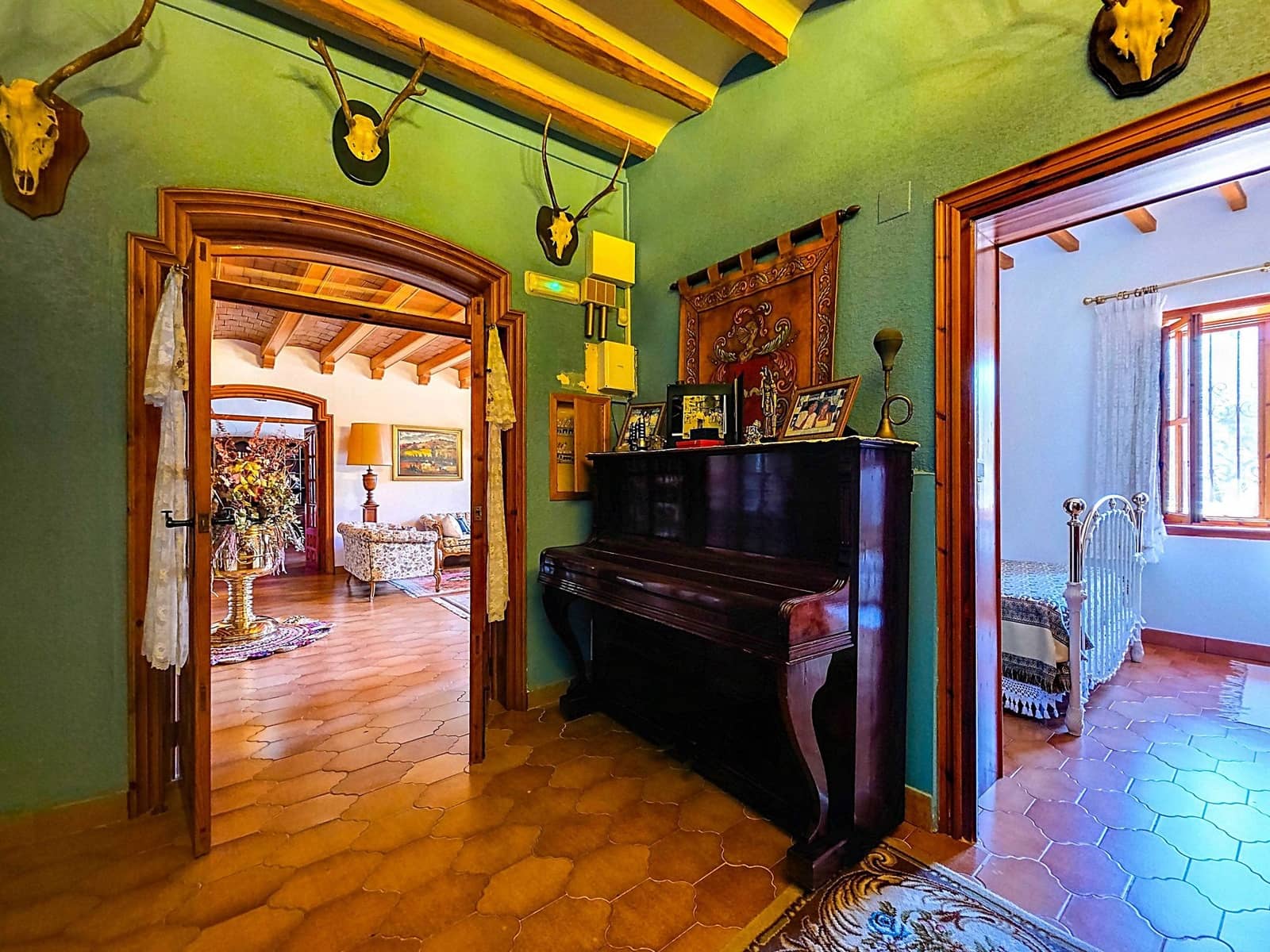 6 quarto Moradia para venda em Elda com piscina - 1 099 000 € (Ref: 4423725)