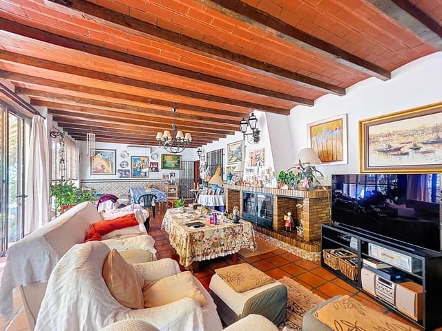 6 makuuhuone Huvila myytävänä paikassa Elda mukana uima-altaan - 1 099 000 € (Ref: 4423725)