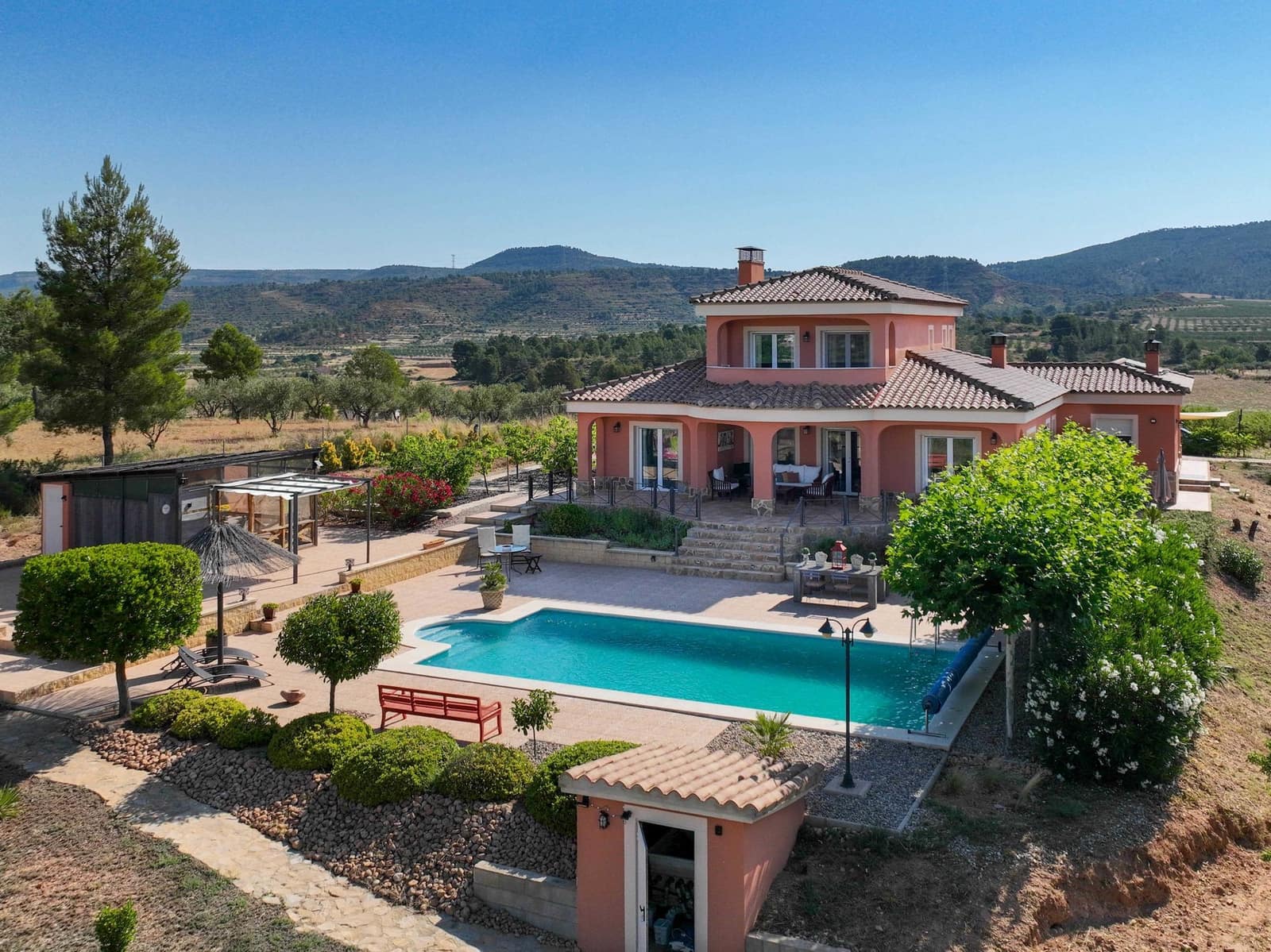 2 Zimmer Villa zu verkaufen in Ayora mit Pool - 499.500 € (Ref: 4423726)