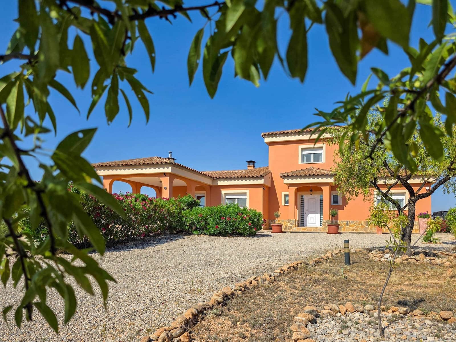 2 Zimmer Villa zu verkaufen in Ayora mit Pool - 499.500 € (Ref: 4423726)