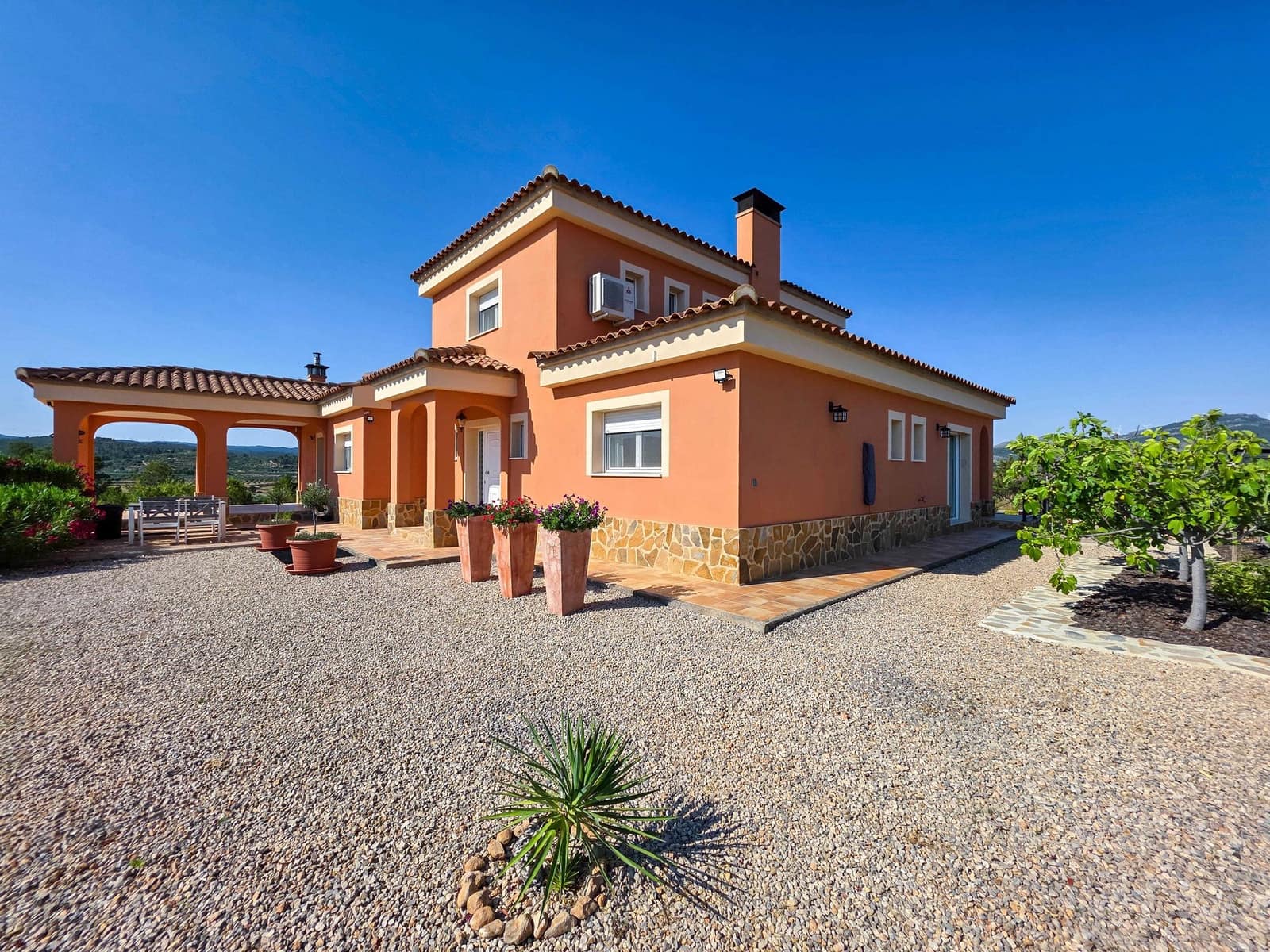 2 Zimmer Villa zu verkaufen in Ayora mit Pool - 499.500 € (Ref: 4423726)