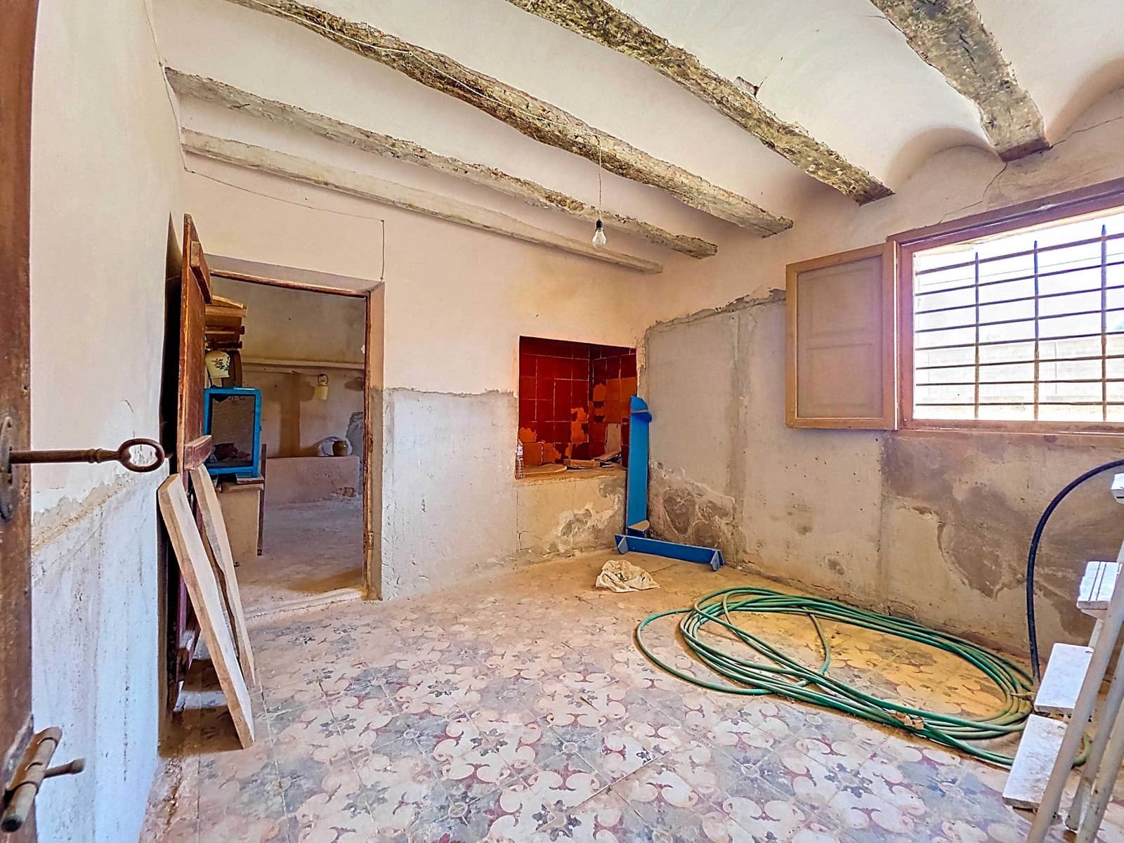 Finca/Herregård til salgs i Pinoso med svømmebasseng garasje - € 310 000 (Ref: 4423727)