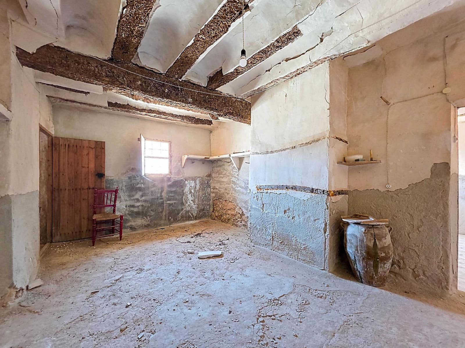 Finca/Herregård til salgs i Pinoso med svømmebasseng garasje - € 310 000 (Ref: 4423727)