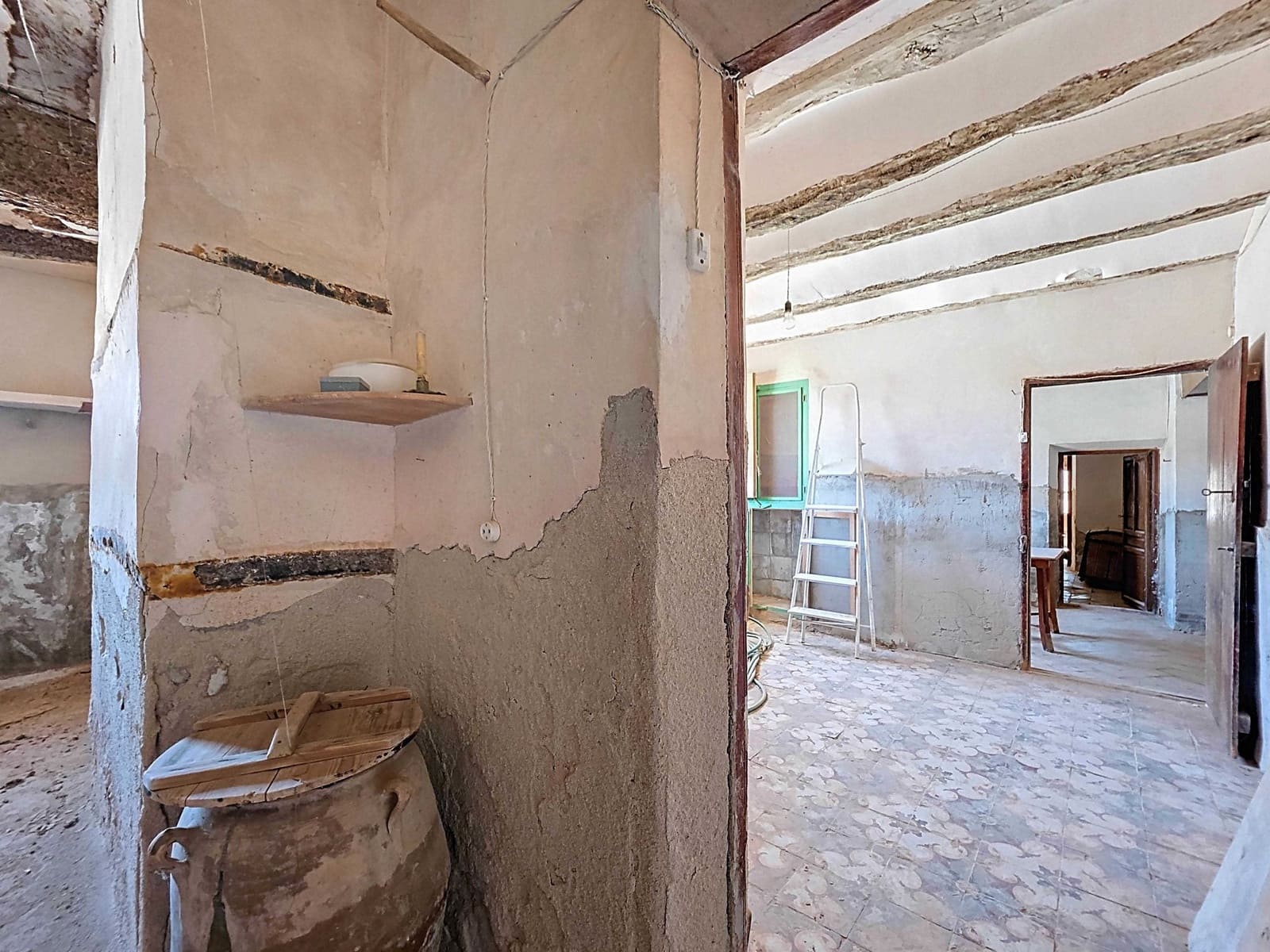 Finca/Herregård til salgs i Pinoso med svømmebasseng garasje - € 310 000 (Ref: 4423727)