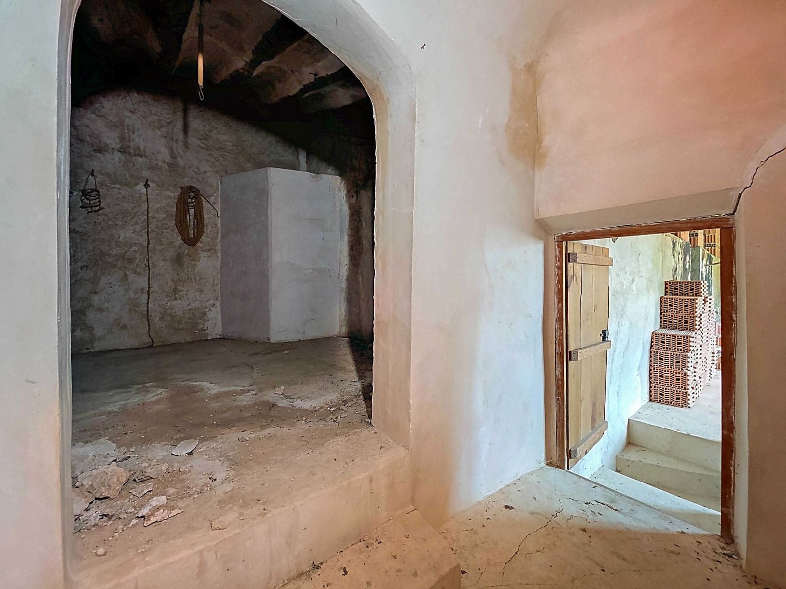 Finca/Herregård til salgs i Pinoso med svømmebasseng garasje - € 310 000 (Ref: 4423727)