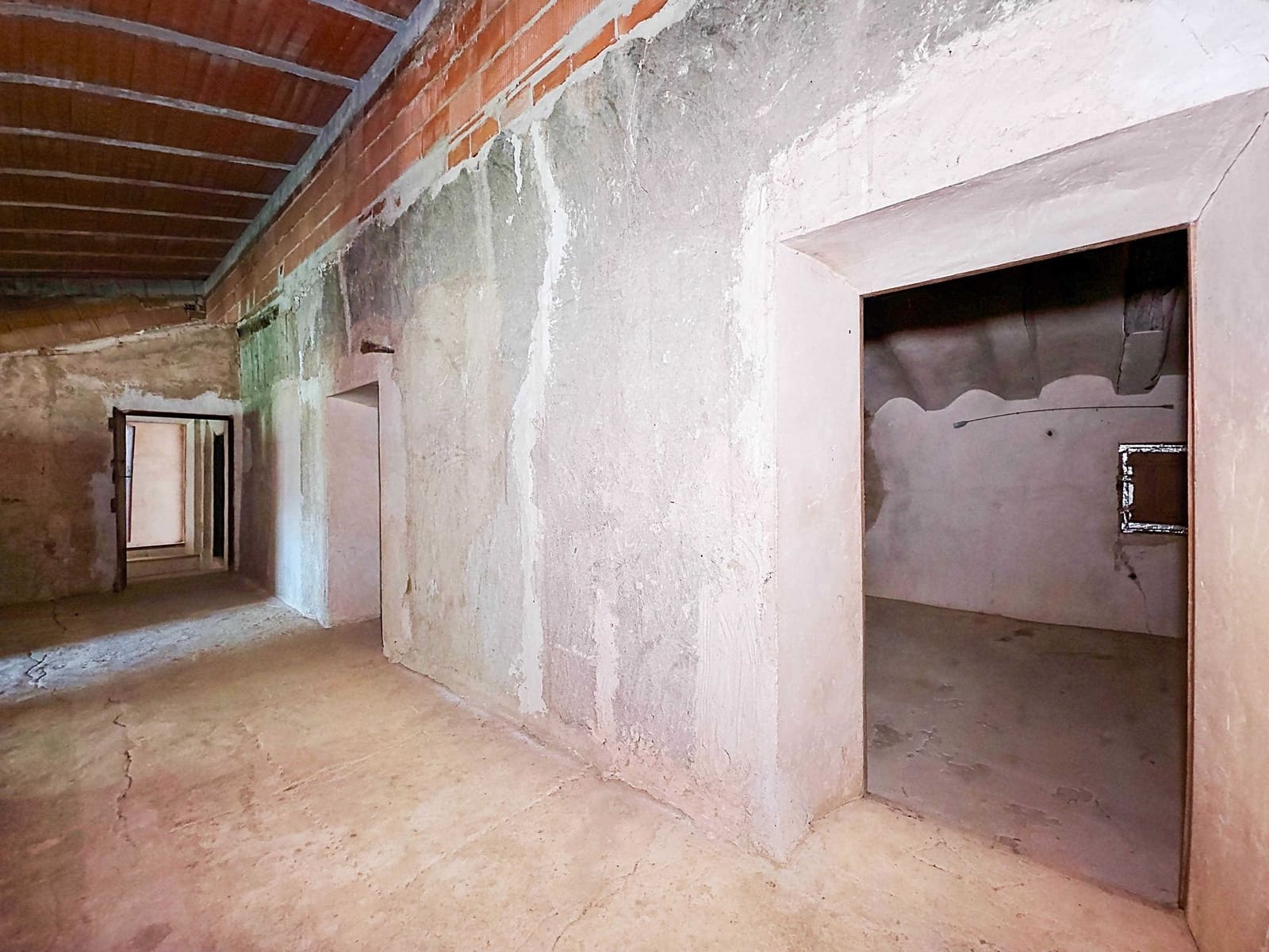 Finca/Herregård til salgs i Pinoso med svømmebasseng garasje - € 310 000 (Ref: 4423727)