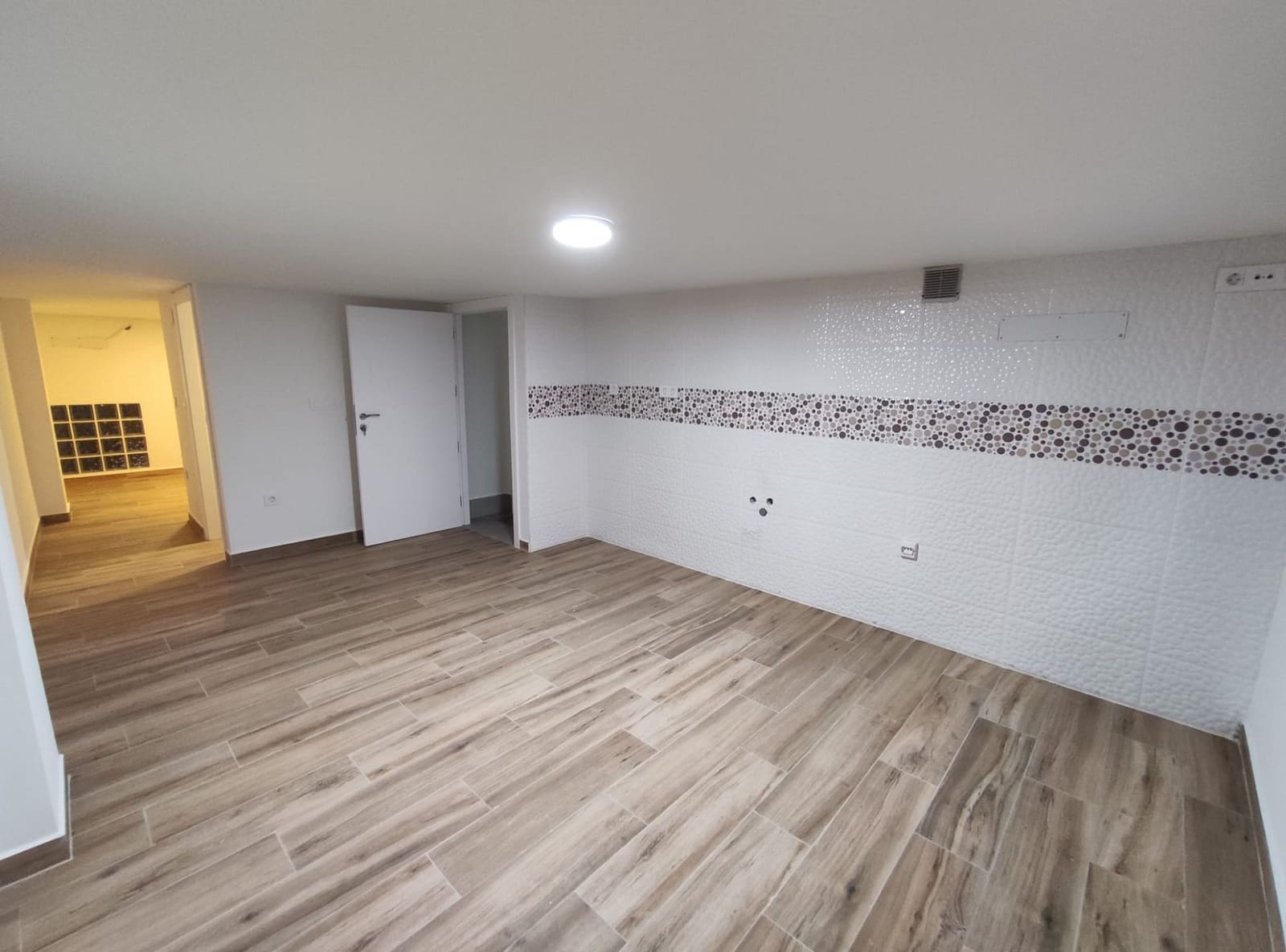 3 soverom Hus til salgs i Petrel / Petrer med svømmebasseng - € 160 000 (Ref: 4667070)