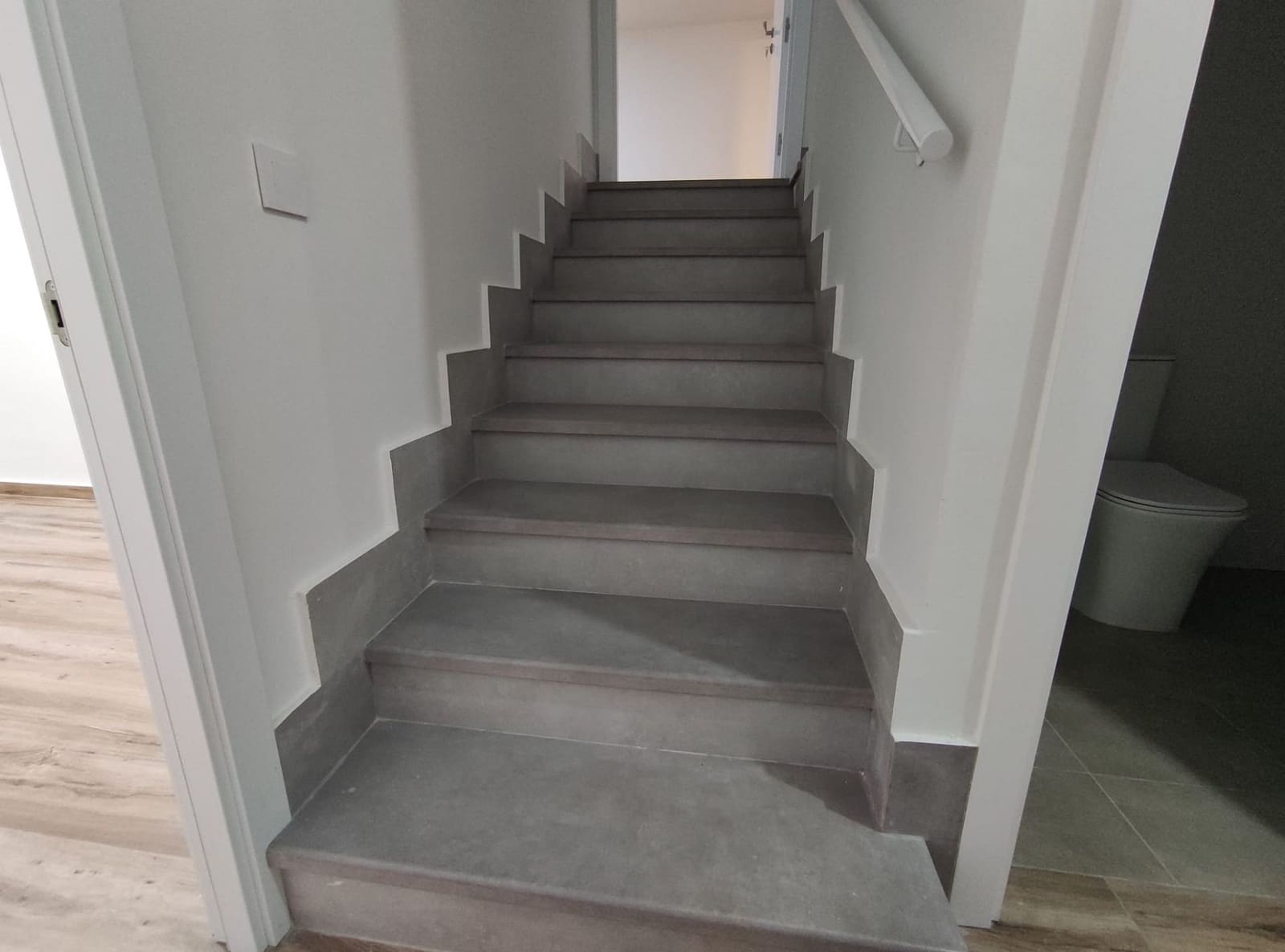 3 bedroom Townhouse for sale in Petrel / Petrer with pool - € 160,000 (Ref: 4667070)