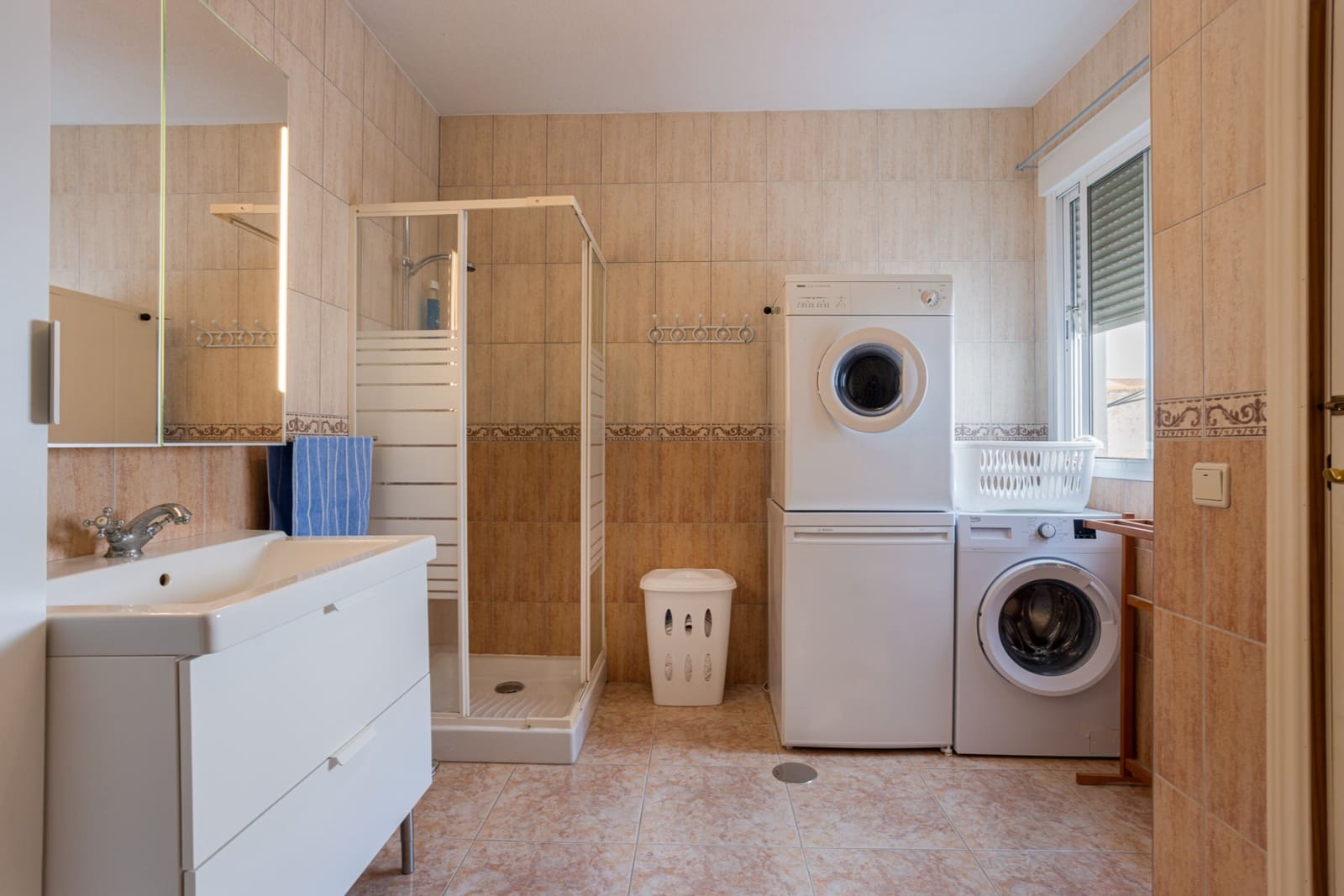 3 slaapkamer Villa te koop in El Chaparral met zwembad - € 146.900 (Ref: 4683466)