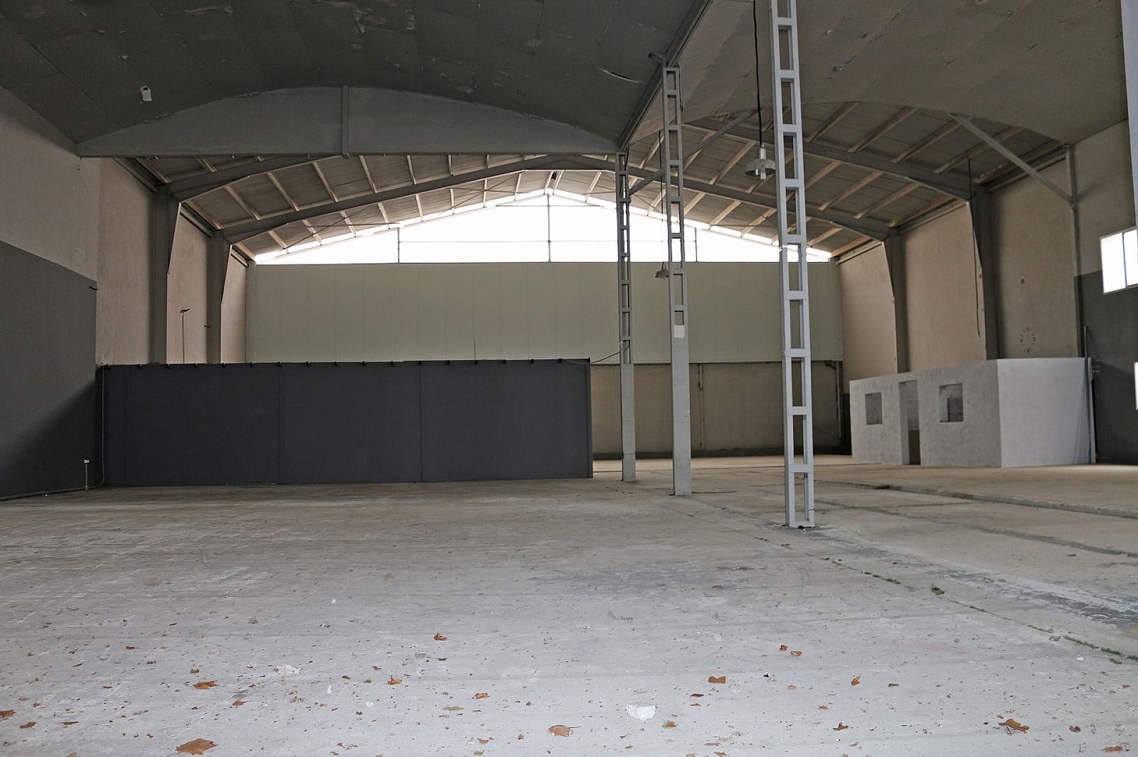 Local Commercial à vendre à Pinoso avec piscine - 320 000 € (Ref: 4692945)