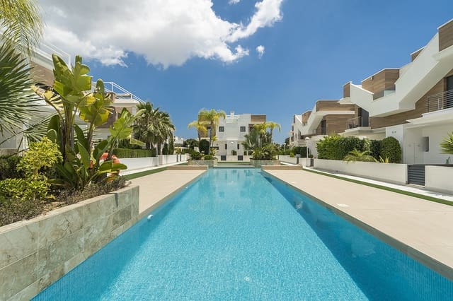 4 bedroom Villa for sale in Ciudad Quesada, Rojales with pool - € 410,000 (Ref: 4704734)