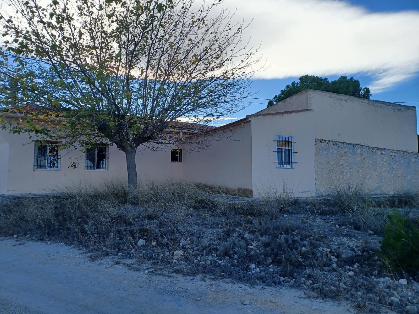 3 bedroom Finca/Country House for sale in La Zarza with garage - € 139,995 (Ref: 4738477)