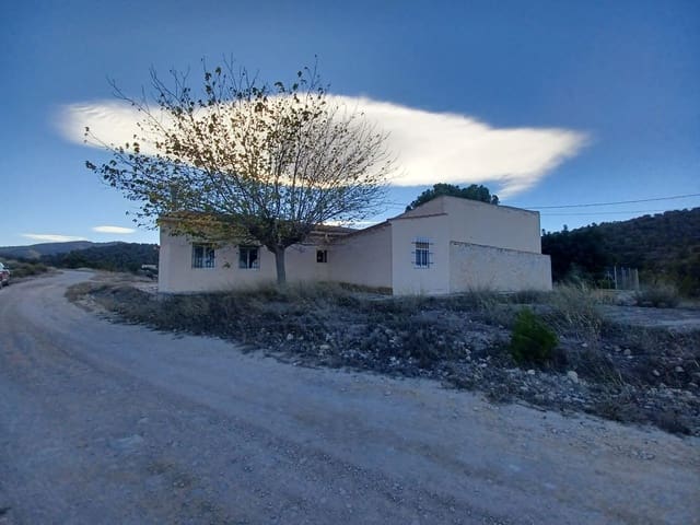3 bedroom Finca/Country House for sale in La Zarza, Jumilla with garage - € 139,995 (Ref: 4738477)