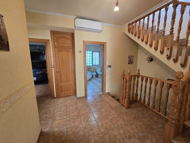 Casa de 5 habitaciones en Sax en venta con garaje - 150.000 € (Ref: 4760330)