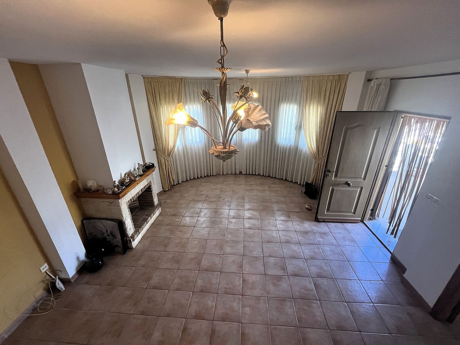 4 sovrum Villa till salu i Castalla med pool - 245 000 € (Ref: 4800046)