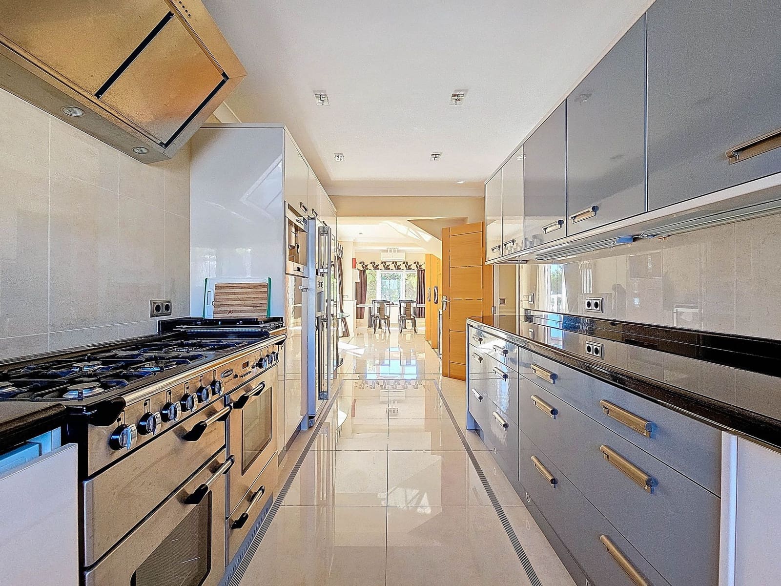 5 slaapkamer Villa te koop in Benissa met zwembad garage - € 1.399.000 (Ref: 4821119)