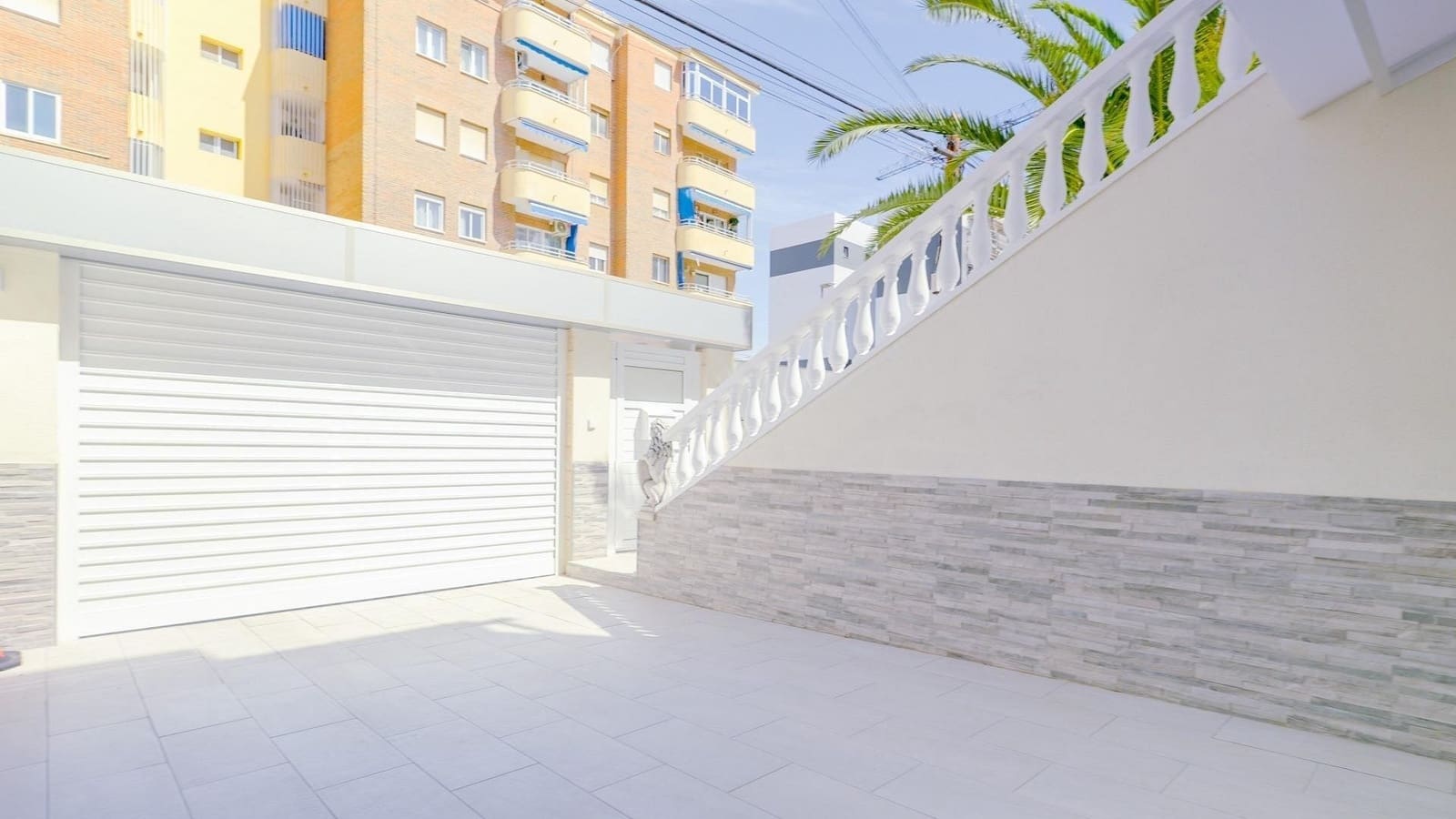 4 Zimmer Haus zu verkaufen in Torrevieja mit Pool - 529.000 € (Ref: 4821121)