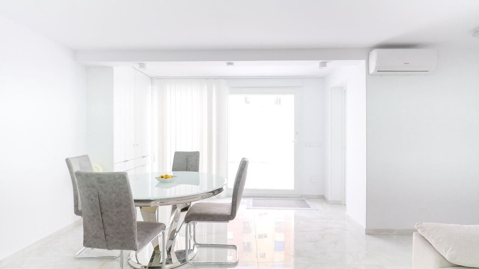 4 Zimmer Haus zu verkaufen in Torrevieja mit Pool - 529.000 € (Ref: 4821121)