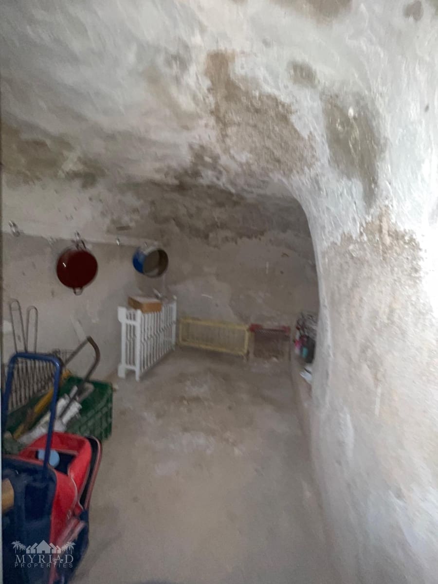 2 bedroom Cave House for sale in El Canton - € 67,000 (Ref: 4848563)