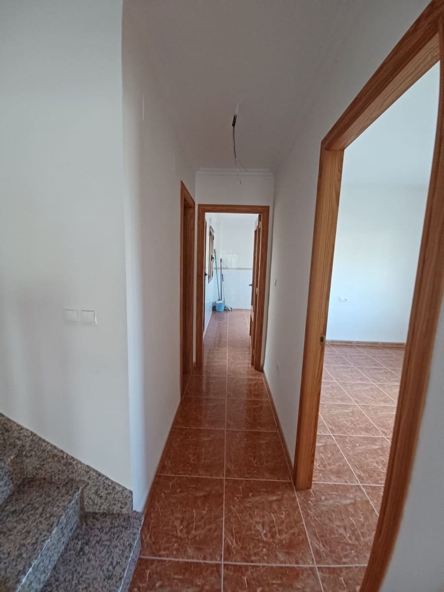 4 soveværelse Byhus til salg i Pinoso med garage - € 235.000 (Ref: 4864602)