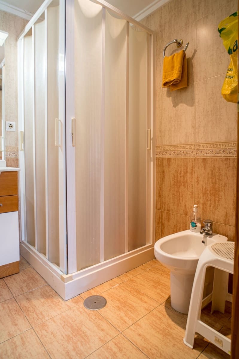 5 slaapkamer Huis te koop in Pinoso met garage - € 170.000 (Ref: 4877320)