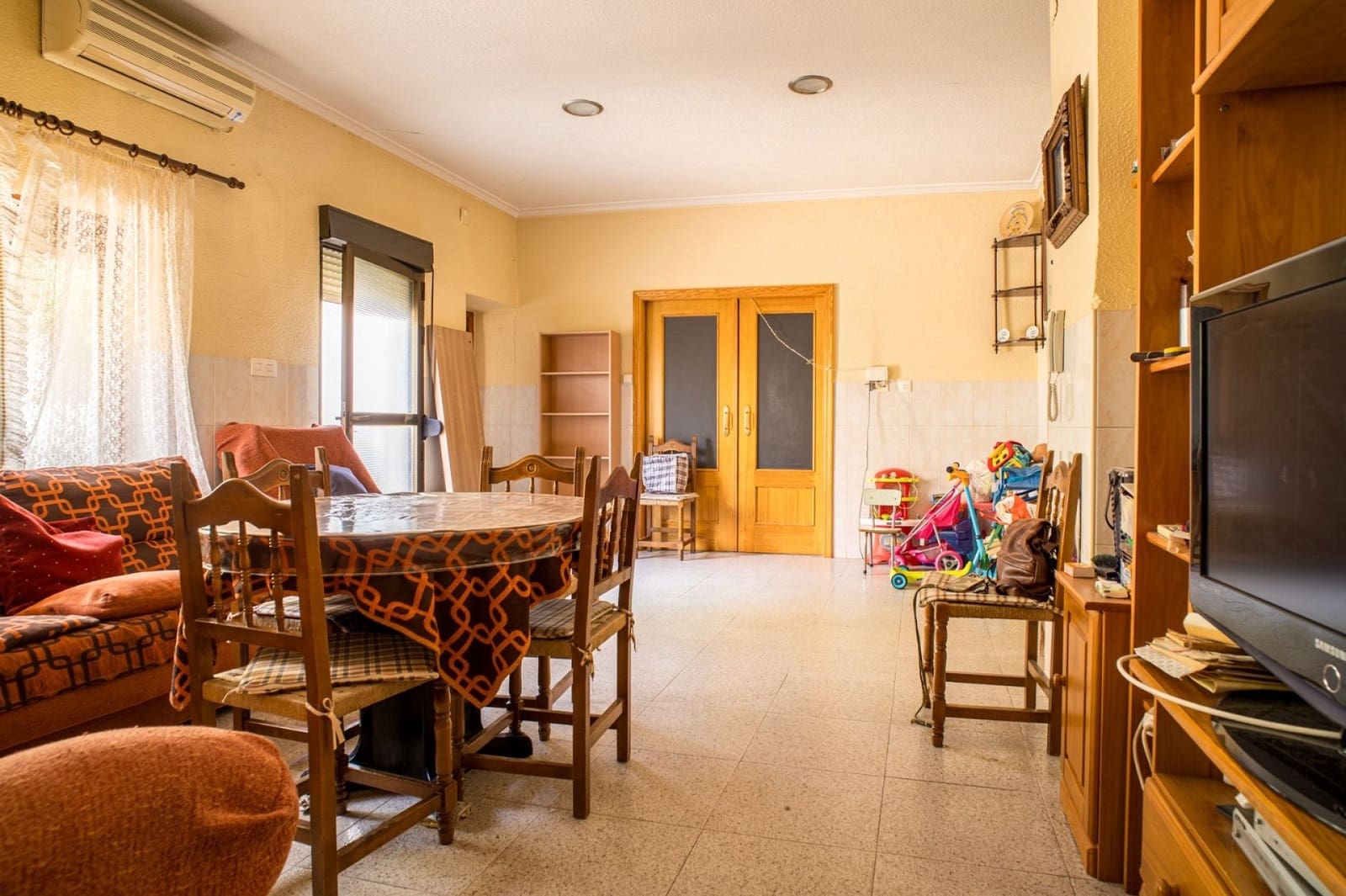 5 slaapkamer Huis te koop in Pinoso met garage - € 170.000 (Ref: 4877320)