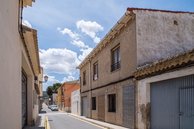 5 chambre Maison de Ville à vendre à Pinoso avec garage - 170 000 € (Ref: 4877320)