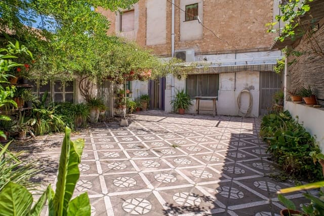 5 chambre Maison de Ville à vendre à Pinoso avec garage - 170 000 € (Ref: 4877320)