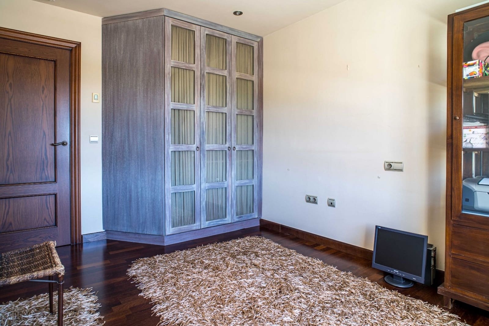 Chalet de 3 habitaciones en Elda en venta con piscina - 430.000 € (Ref: 4880372)