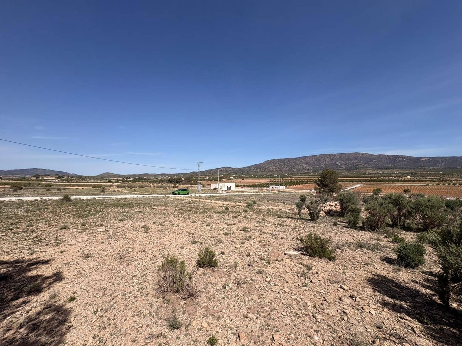 Mark till salu i Pinoso - 49 995 € (Ref: 4893071)