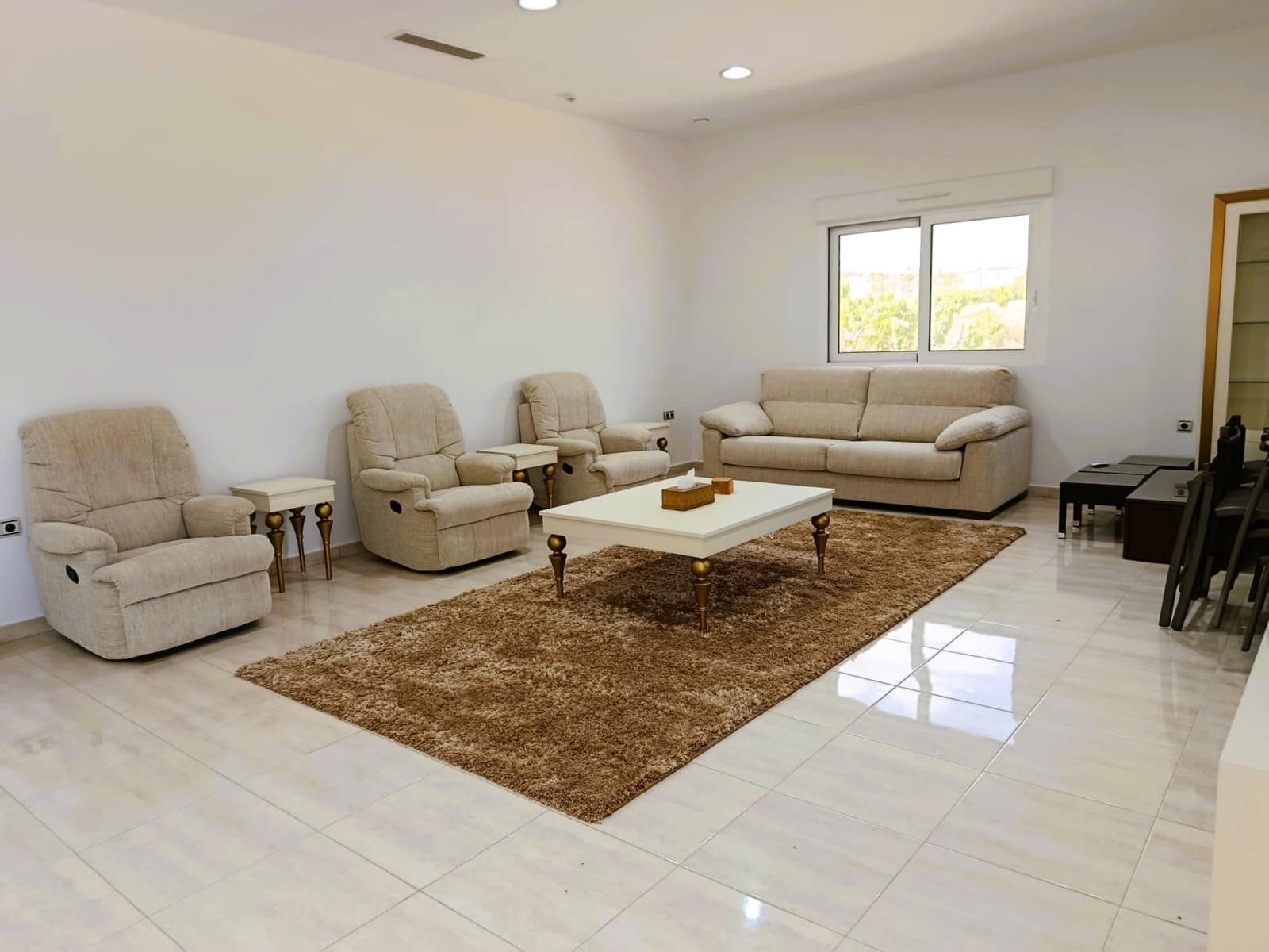 4 bedroom Villa for sale in Pinoso with pool - € 595,000 (Ref: 4951188)