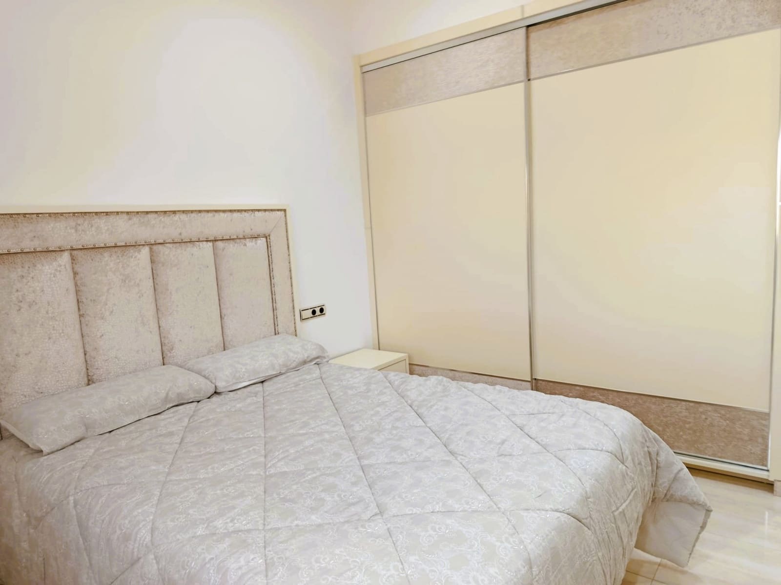 4 bedroom Villa for sale in Pinoso with pool - € 595,000 (Ref: 4951188)