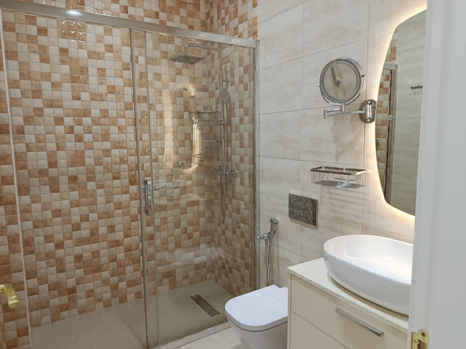 4 bedroom Villa for sale in Pinoso with pool - € 595,000 (Ref: 4951188)