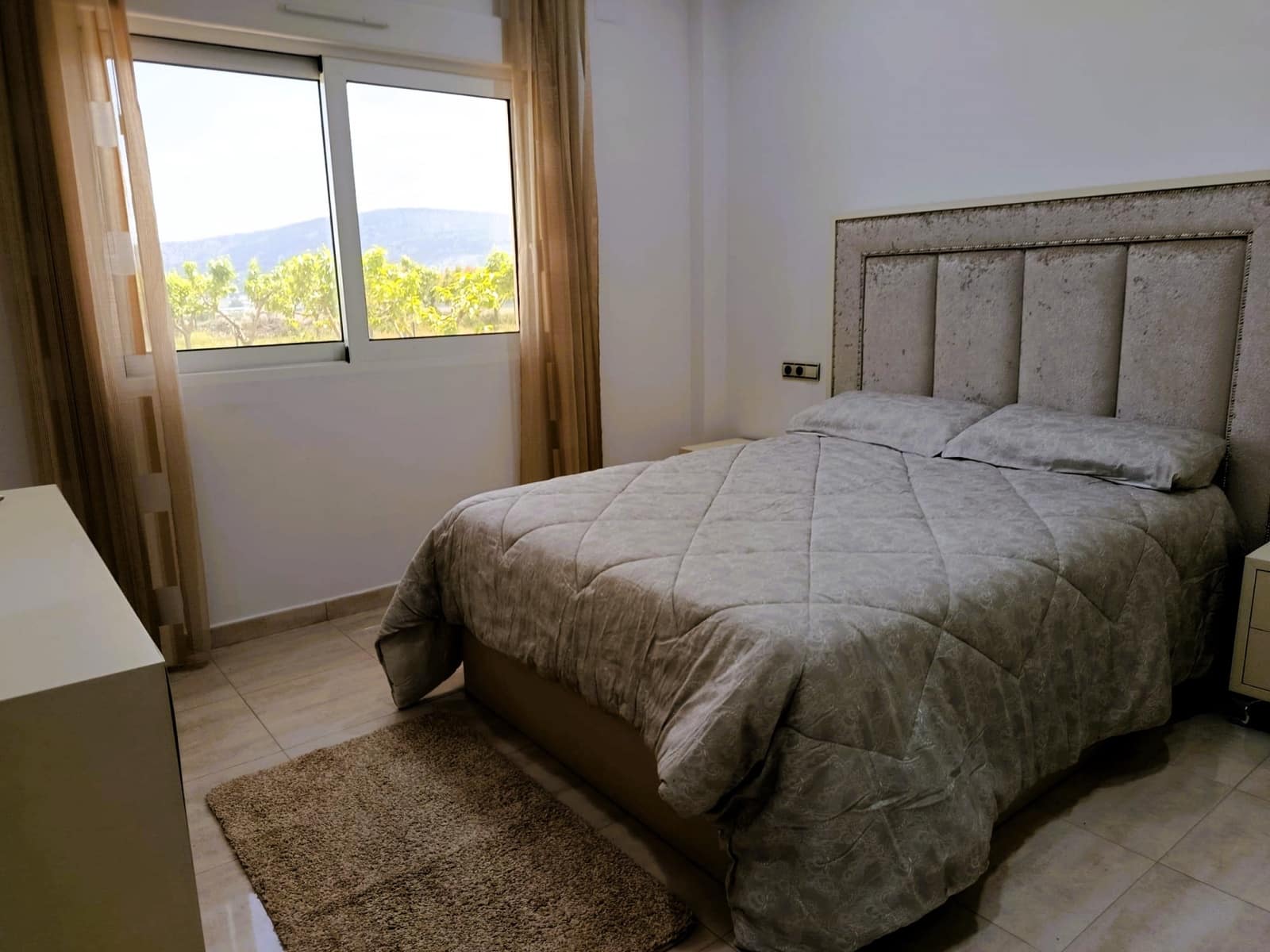 4 bedroom Villa for sale in Pinoso with pool - € 595,000 (Ref: 4951188)