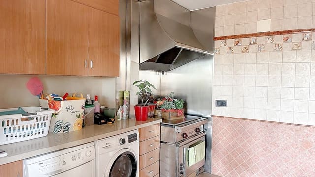 4 Zimmer Villa zu verkaufen in Yecla mit Pool Garage - 699.000 € (Ref: 4957531)