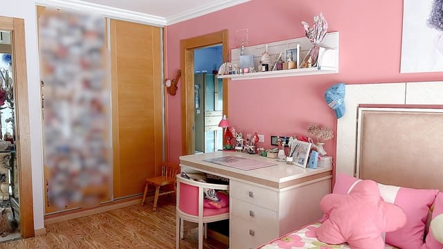 4 Zimmer Villa zu verkaufen in Yecla mit Pool Garage - 699.000 € (Ref: 4957531)