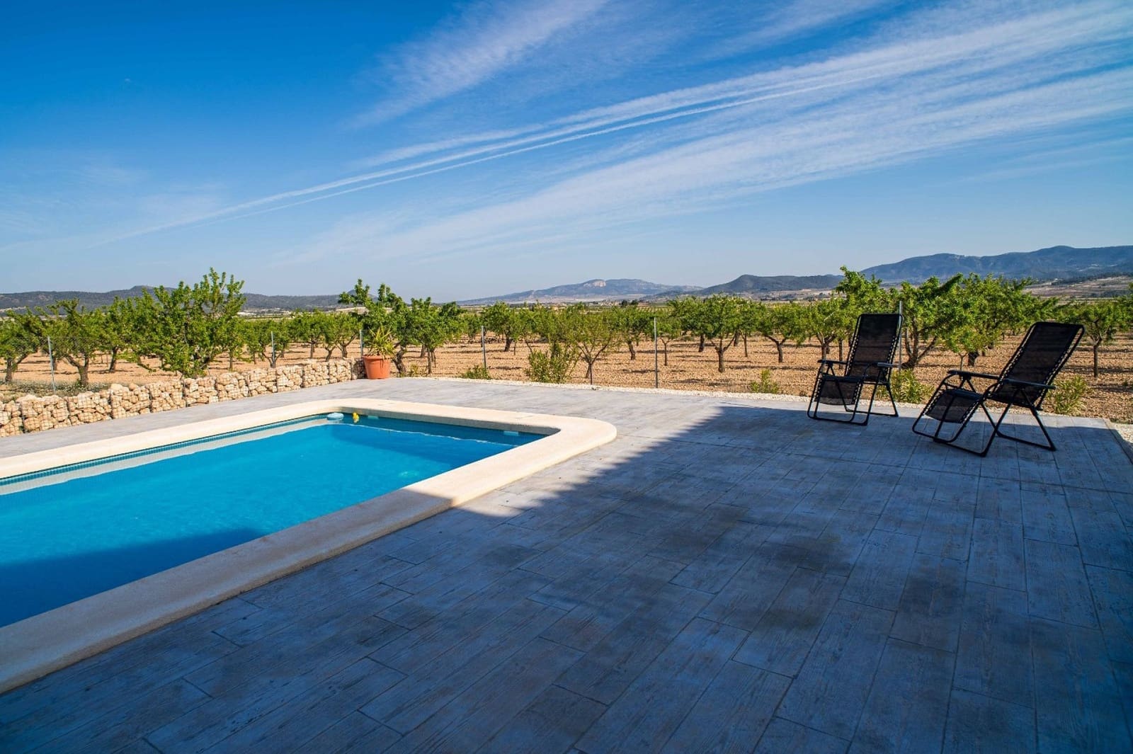 3 soveværelse Villa til salg i Lel med swimmingpool - € 495.000 (Ref: 4957532)