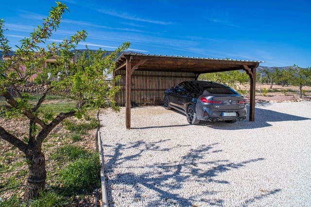 3 soveværelse Villa til salg i Lel, Pinoso med swimmingpool - € 495.000 (Ref: 4957532)