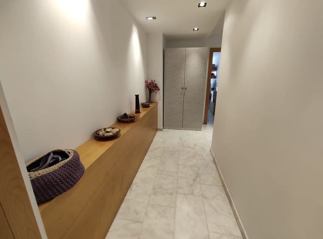 3 soverom Penthouse til salgs i Elda - € 260 000 (Ref: 4957535)