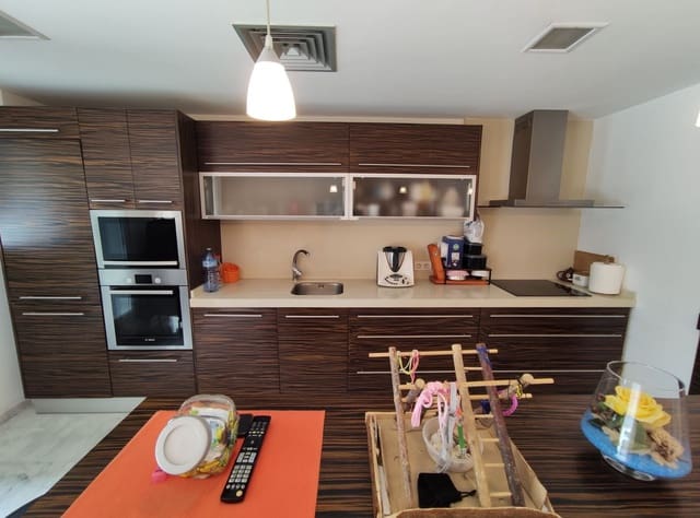 3 soverom Penthouse til salgs i Elda - € 260 000 (Ref: 4957535)