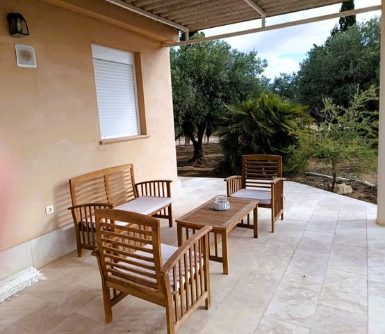 2 sovrum Finca/Hus på landet till salu i Novelda med pool - 149 000 € (Ref: 4957543)