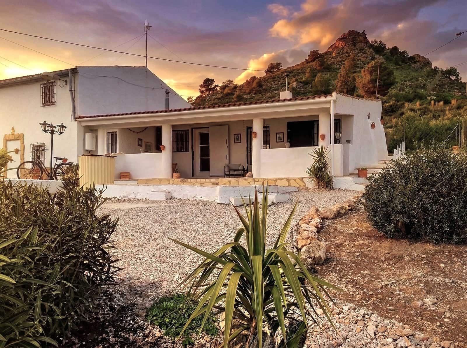 4 bedroom Finca/Country House for sale in Fortuna with garage - € 169,900 (Ref: 4964146)