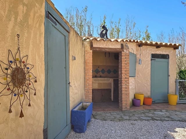 3 makuuhuone Huvila myytävänä paikassa Villena - 259 000 € (Ref: 5004424)