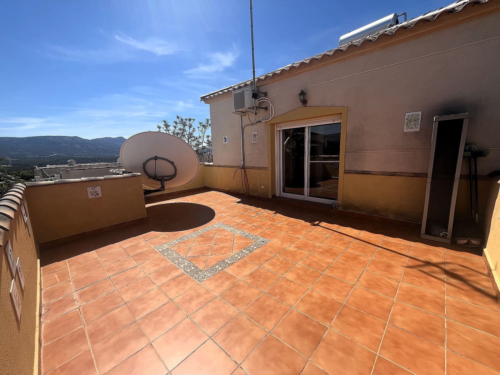 4 Zimmer Villa zu verkaufen in Castalla mit Pool - 295.000 € (Ref: 5017584)
