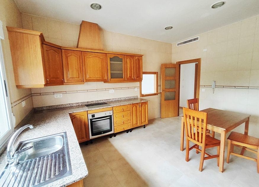 3 bedroom Villa for sale in Abanilla with pool - € 297,000 (Ref: 5017587)
