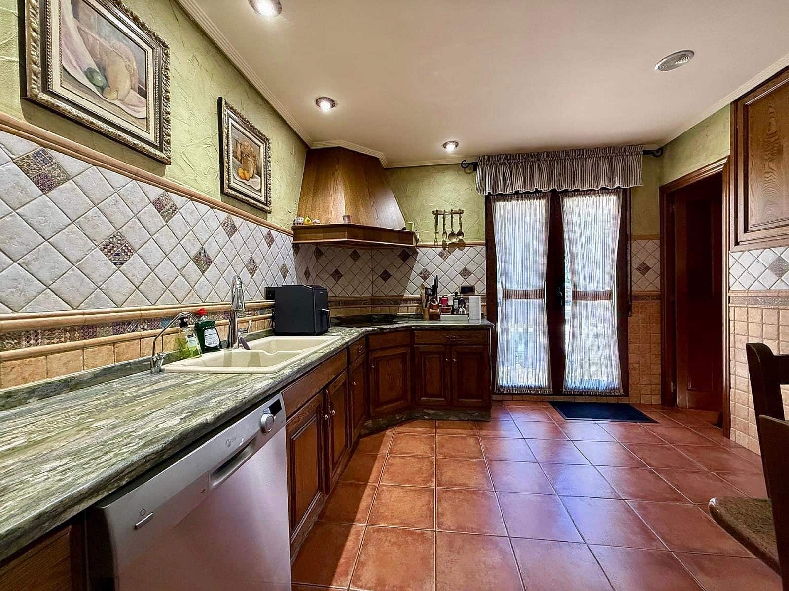 6 quarto Moradia para venda em Salinas com piscina - 949 000 € (Ref: 5065311)
